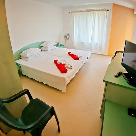 Sequoia Złote Piaski