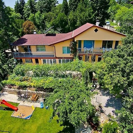 Holiday home Sequoia *