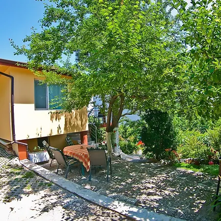 Holiday home Sequoia